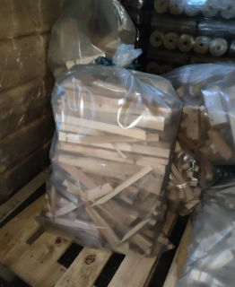 Dříví 10 kg